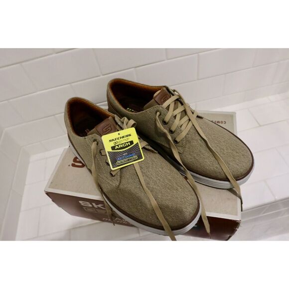 NIB Men’s Skechers 11 - Picture 4 of 10